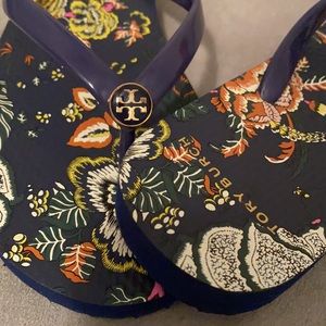 NWT Tory Burch Navy Flip Flop New Sz 8